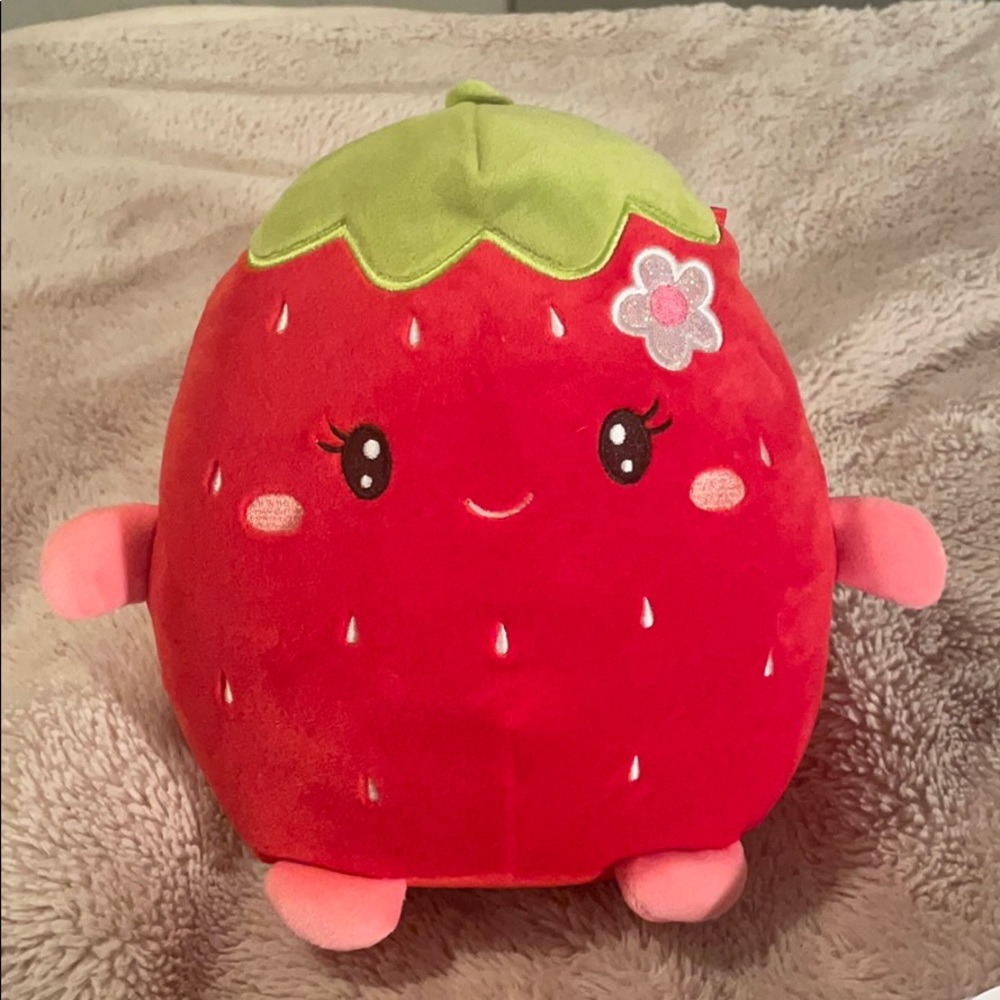 Suzy Strawberry Squishmallow